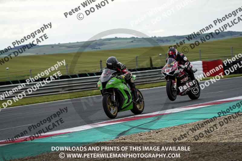 cadwell no limits trackday;cadwell park;cadwell park photographs;cadwell trackday photographs;enduro digital images;event digital images;eventdigitalimages;navarra;no limits trackdays;peter wileman photography;racing digital images;trackday digital images;trackday photos